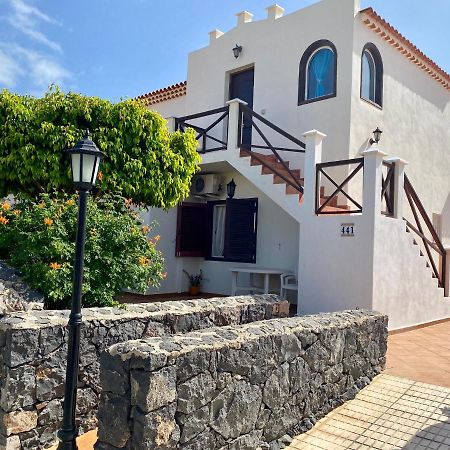 Juangy'S Apartments In Las Adelfas Golf Del Sur ซานมิเกลเดียโบนา ภายนอก รูปภาพ