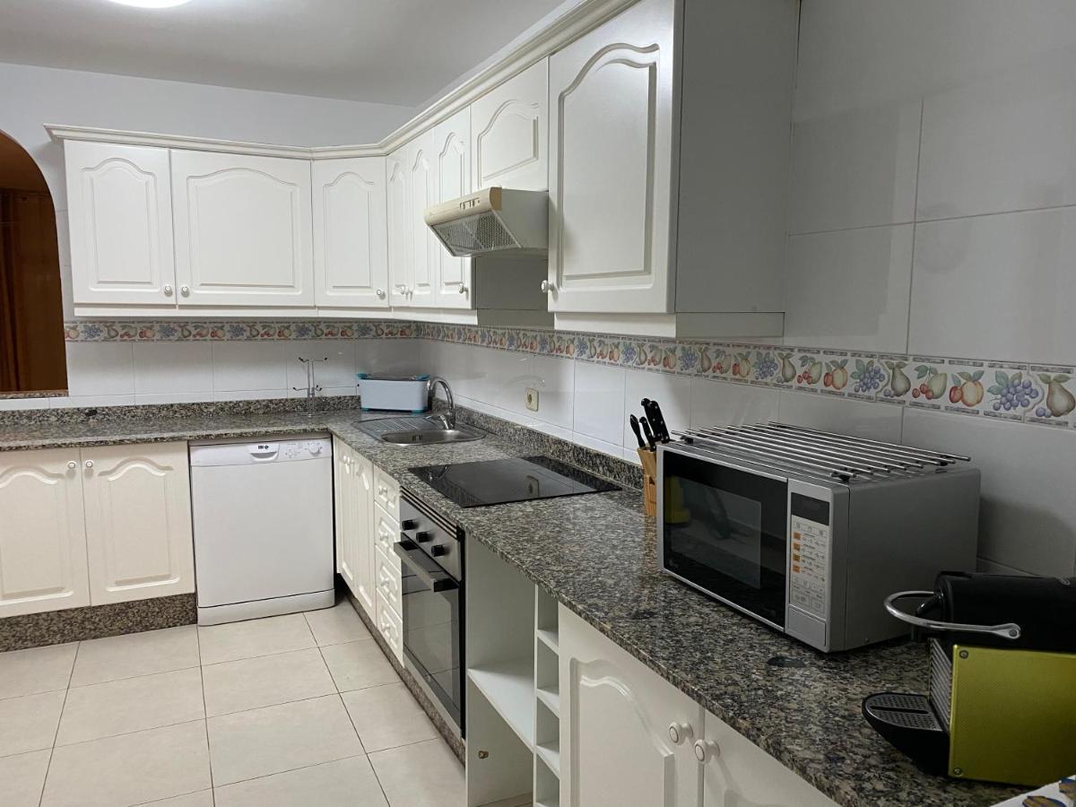 Juangy'S Apartments In Las Adelfas Golf Del Sur ซานมิเกลเดียโบนา ภายนอก รูปภาพ