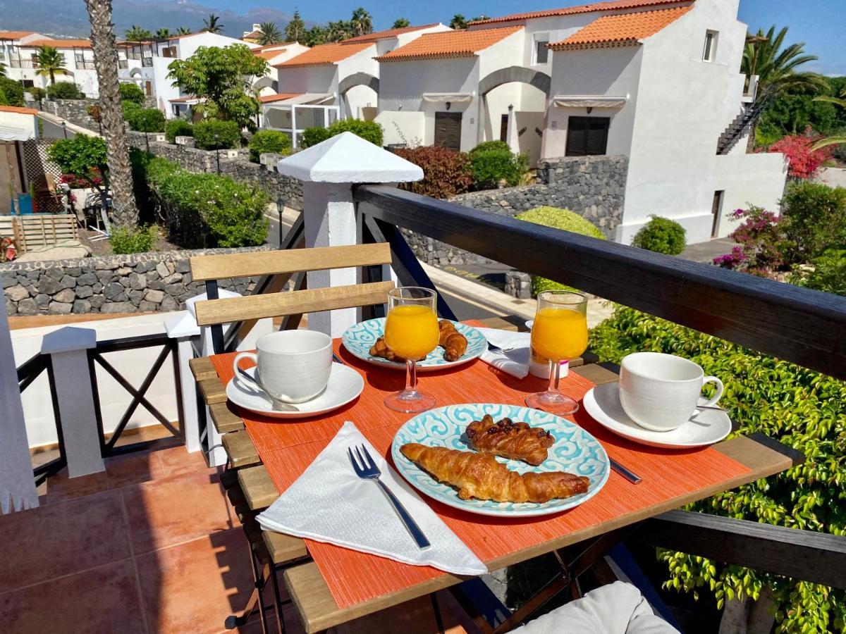 Juangy'S Apartments In Las Adelfas Golf Del Sur ซานมิเกลเดียโบนา ภายนอก รูปภาพ