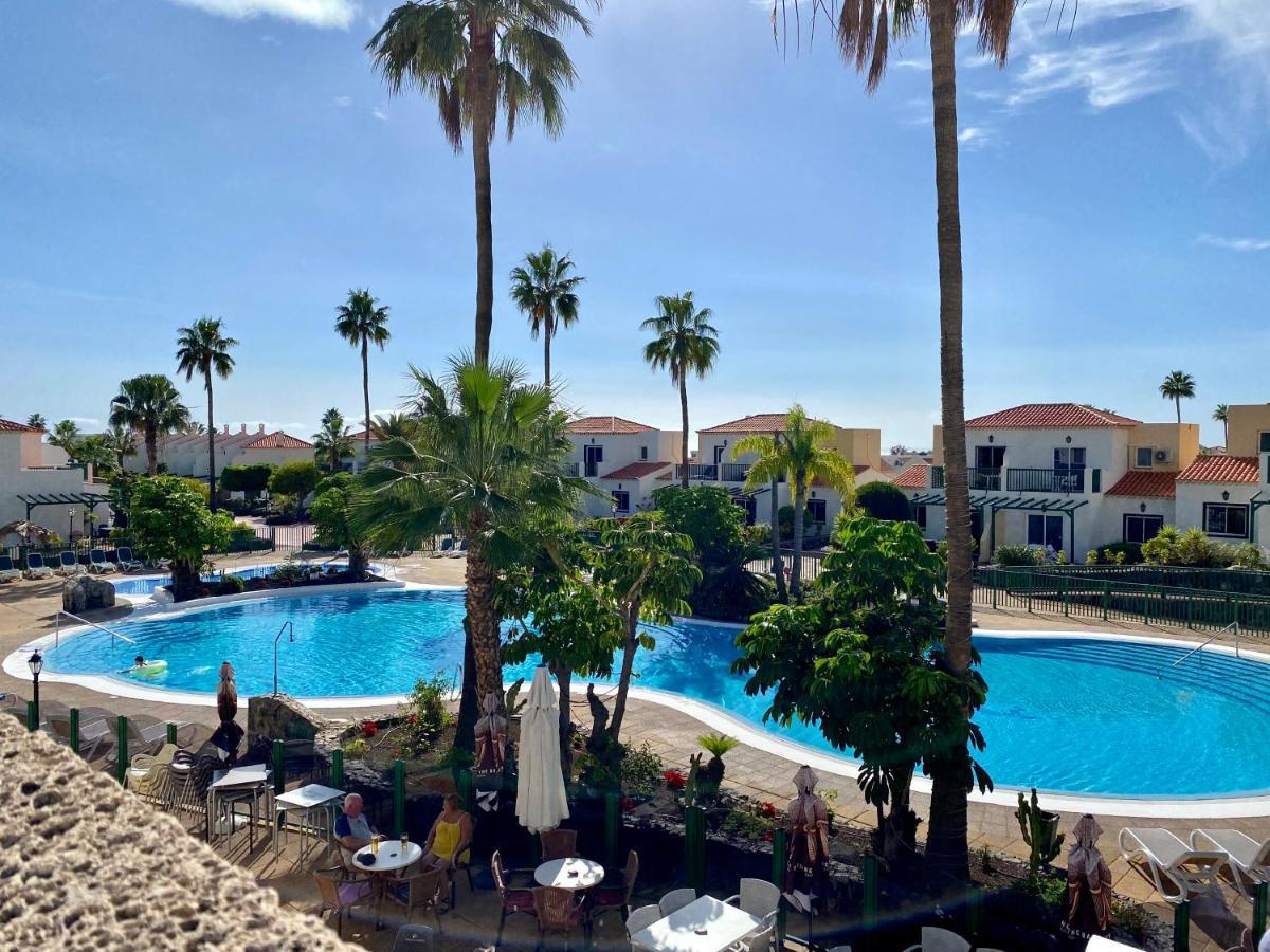 Juangy'S Apartments In Las Adelfas Golf Del Sur ซานมิเกลเดียโบนา ภายนอก รูปภาพ