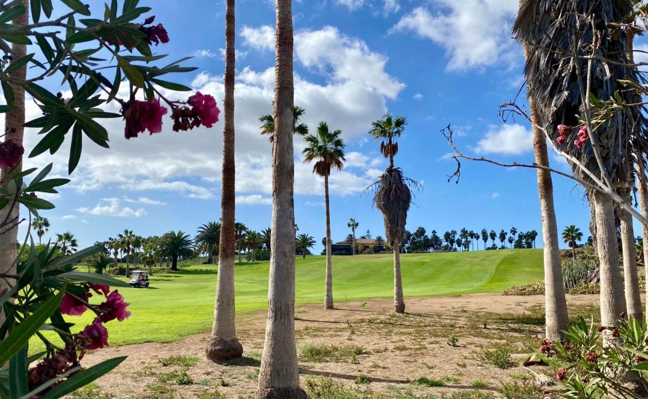 Juangy'S Apartments In Las Adelfas Golf Del Sur ซานมิเกลเดียโบนา ภายนอก รูปภาพ
