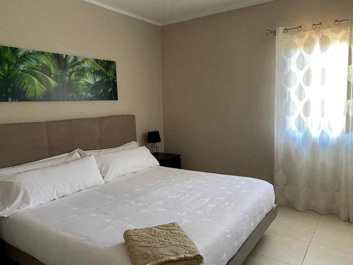 Juangy'S Apartments In Las Adelfas Golf Del Sur ซานมิเกลเดียโบนา ภายนอก รูปภาพ