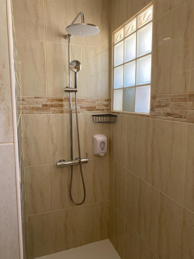 Juangy'S Apartments In Las Adelfas Golf Del Sur ซานมิเกลเดียโบนา ภายนอก รูปภาพ
